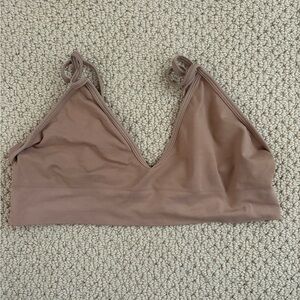 Skims Seamless V-Neck Bralette